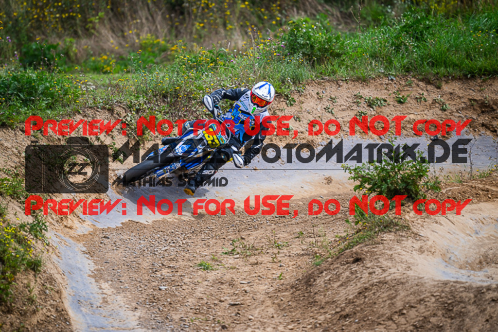 MaZZes_FotoMatrix_230813_7548 | S2