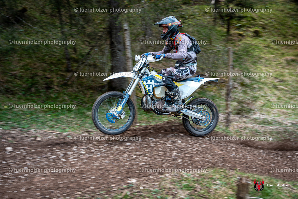 fuernholzer_250501-C1-790 | Fotografische Impressionen von der Red Stag Enduro Extreme by fuernholzer-photography.com. Endurosport in Österreich fotografisch festgehalten von fuernholzer. Auftragsfotografie für Private, Gewerbefotos und Industriefotografie. Eventfotografie, Sportfotografie und Motorsportfotografie. Anbieter von Fotoworkshops, Fototraining, fotografischen Vorträgen und Fotoseminaren.