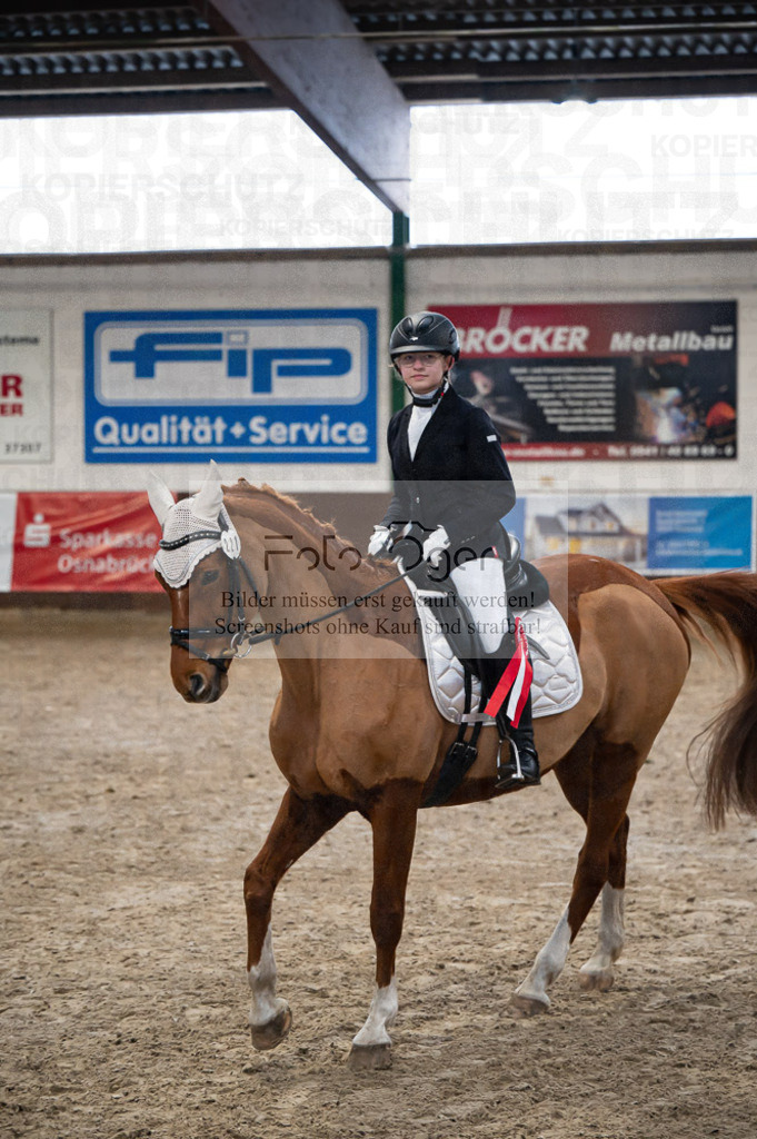 Hallenreittunier Voxtrup 2023 | Entdecke hochwertige Reitturnierfotos von Foto Oger. Professionell, emotional und authentisch – jetzt Lieblingsmomente im Shop bestellen.Deutschlandweite Turnierfotografie. - Realisiert mit Pictrs.com