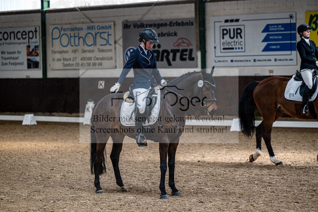 20240310-DOS_9718 | Entdecke hochwertige Reitturnierfotos von Foto Oger. Professionell, emotional und authentisch – jetzt Lieblingsmomente im Shop bestellen.Deutschlandweite Turnierfotografie. - Realisiert mit Pictrs.com