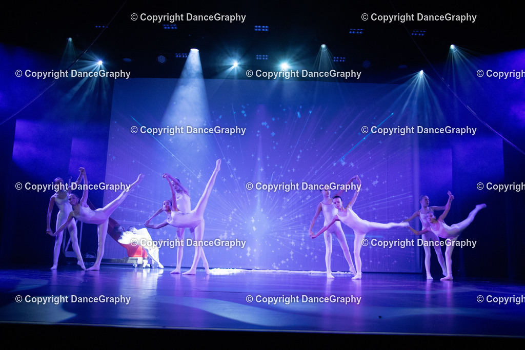 GPHY3349 | DanceGraphy - Realisiert mit Pictrs.com