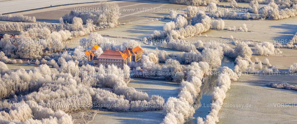 Hamm221202517SchlossOberwerries-2 | Luftbild, Schloss Oberwerries, Wasserschloss in winterlichen Lippeauen, Heessen, Hamm, Ruhrgebiet, Nordrhein-Westfalen, Deutschland