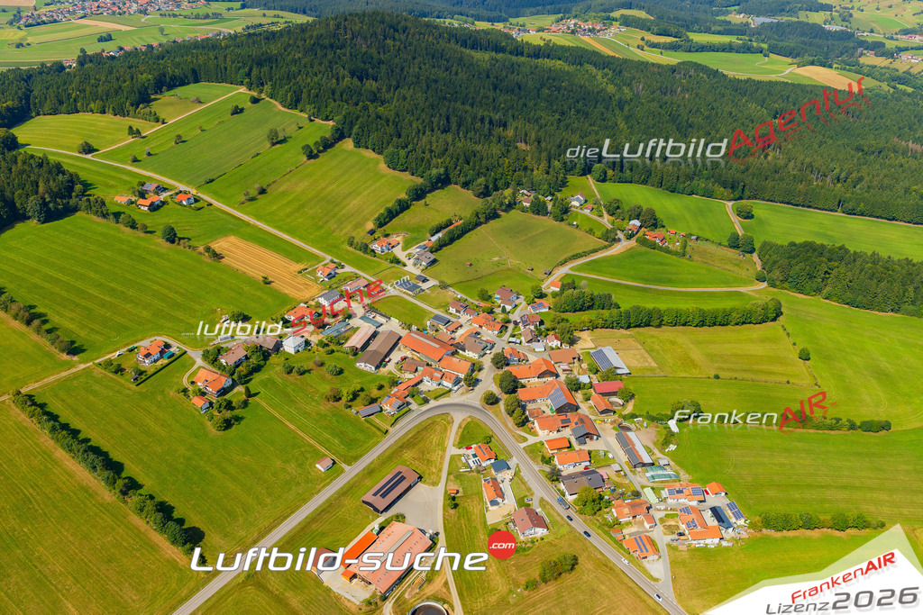 Saldenau Hohenau Bild- Das Luftbild wurde 2025 vom UL-Flugzeug heraus erstellt ( keine Drohnen Bilder! ) - Hochauflösende Luftaufnahme -Nicht vergleichbar mit Google Maps oder Satelittenbilder- Die Geschenkidee !Mit Lizenz und Bildrechte bestellbar