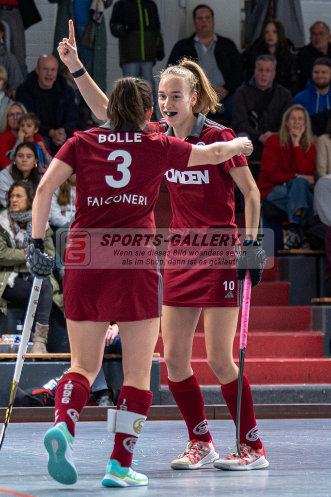 SM_2025-01-18_wD5_-99 | 1.Bundesliga Hallenhockey  VF (W) DCadA - MSC / 7:4 (2:2)