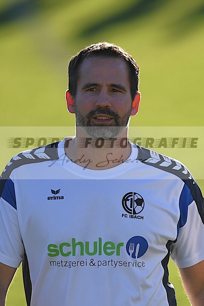 aD5S_8613 | Kaufen Sie Sportbilder im Onlineshop von Andy Scherrer Sportfotografie. Faszinierende Bilder von Sportevents aus der ganzen Schweiz. Fussball, Frauenfussball, Unihockey, Handball, Schwingen und weiteren Sportarten. - Realisiert mit Pictrs.com
