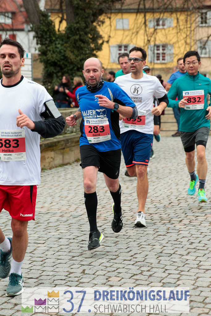 VR Bank Hauptlauf 10000m | 3 Koenigslauf 2023 - Realisiert mit Pictrs.com