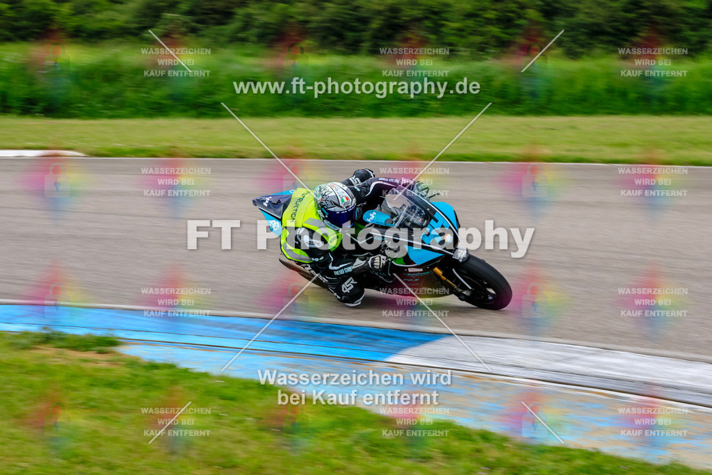 MotoTeam-9487 | Hier findet Ihr Bilder von Touristenfahrten auf der Nürburgring Nordschleife oder von anderen Veranstaltungen die ich besucht habe. Viel Spass beim Durch Schauen 