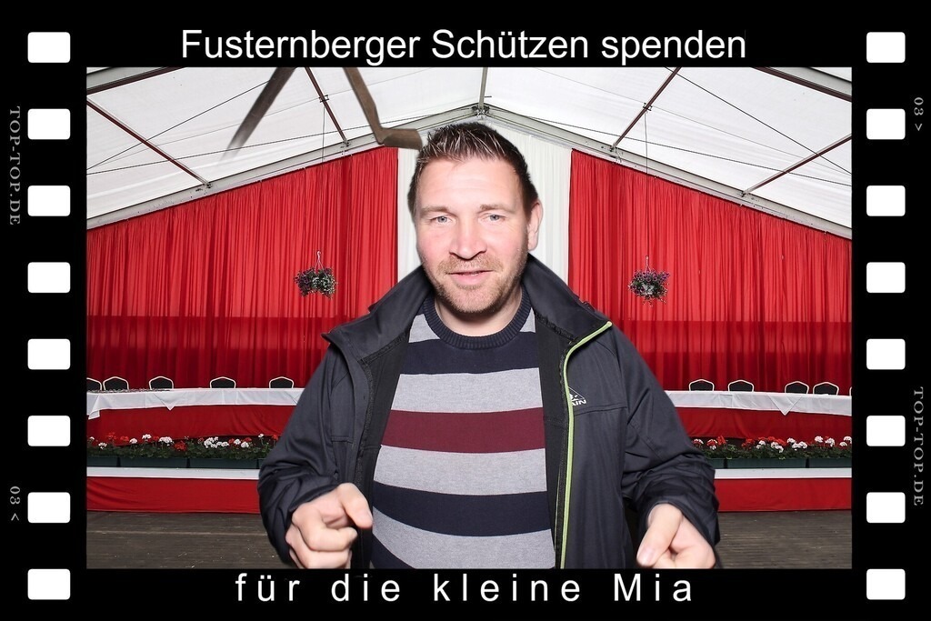 top-top.de 240928-059 | Foto, Video, Fotografie, Videografie, Fotobox, DJ, Discjockey, Musik, Musikbox, Veranstaltung, Photobooth, Amazon, Ebay, Buchtipp, Bestseller, Autor, Verlag, Buch, Wesel, Hamminkeln, NRW, Dinslaken, Rees, Drohne, Hochzeit, Party, Fotobox, Wesel, Fotograf