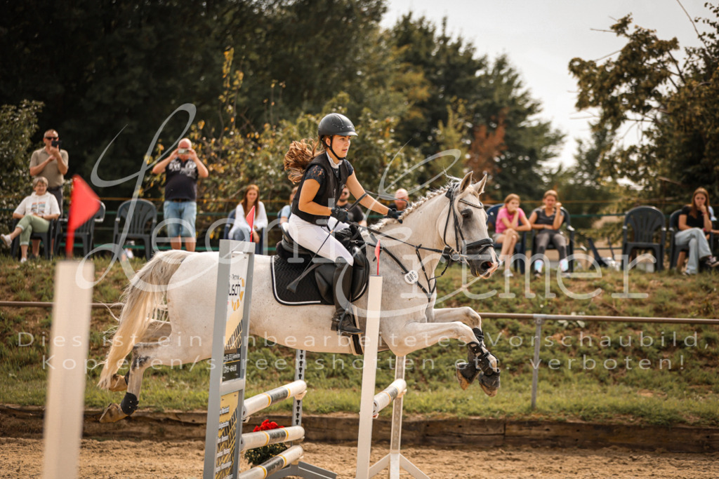 27.SaSpMA00226 | Leoni Ertmer Photography - Realisiert mit Pictrs.com