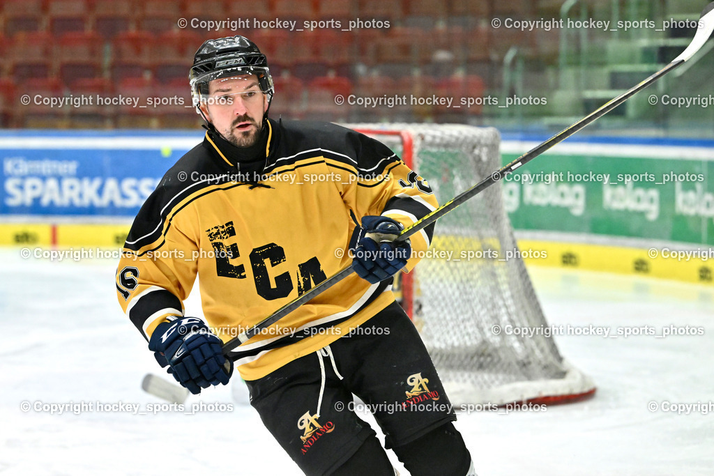 EC Kellerberg vs. EC Arnoldstein | #16 Rossmann Manuel EC Arnoldstein, EC Kellerberg vs. EC Arnoldstein, EC Kellerberg vs. EC Arnoldstein am 03.02.2025 in Villach (Stadthalle Villach), Austria, (Photo by Bernd Stefan)