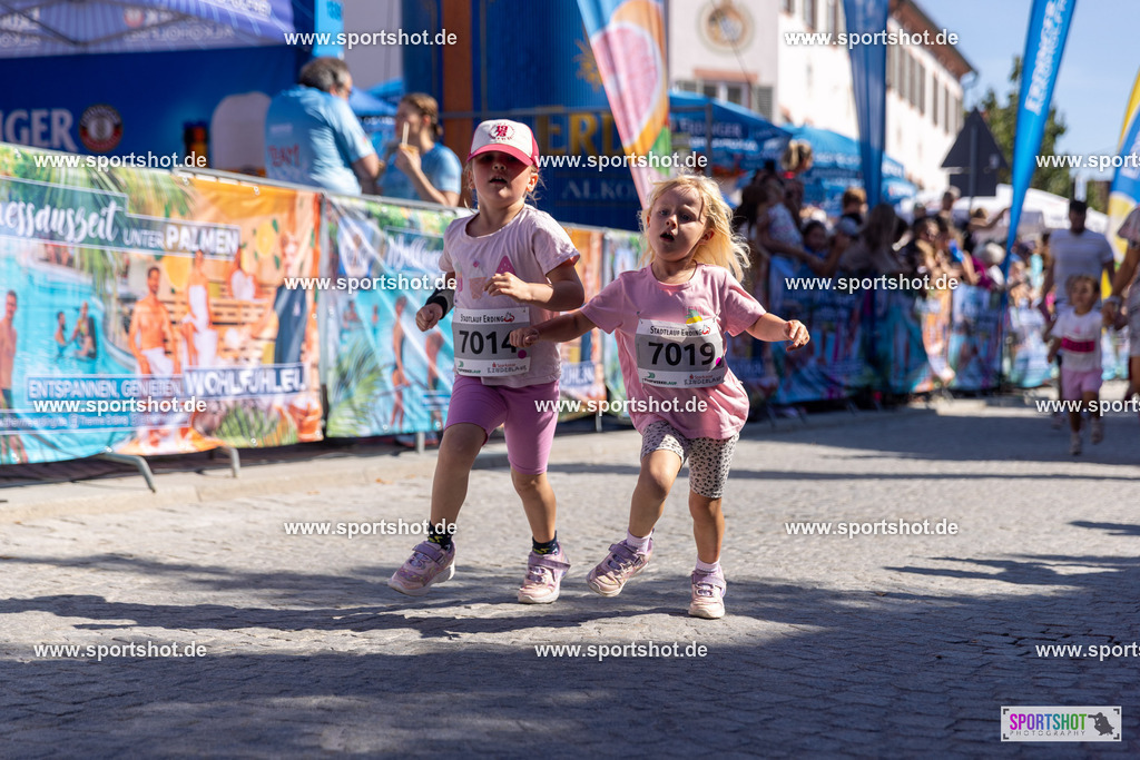VJ__3082 | Stadtlauf Erding 2025 #stadtlauferding #erdingstadtlauf #stadtlauf_erding #laufmotivation #trisporterding #yourpictrs #sportshot_your_pictrs