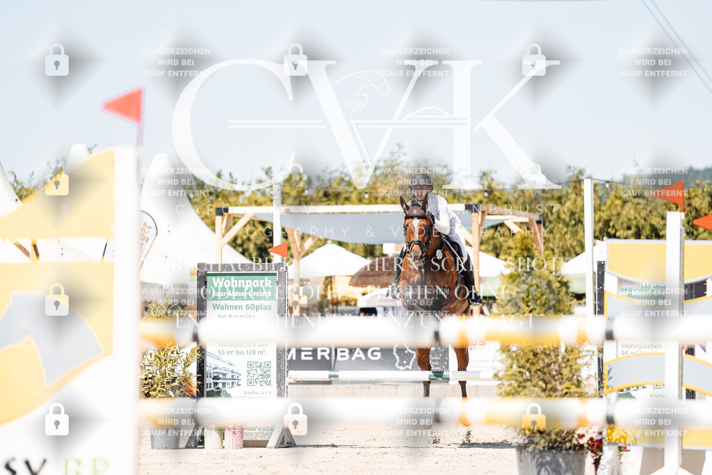 CK909505 | Turnierfotografie Pferdefotografie Trier Rheinland-Pfalz Pferdesport Reitsport Tierfotografie Sportfotografie Pferdevideo Pferdevideografie Equestrianvideography equestrianphotography  - Realisiert mit Pictrs.com