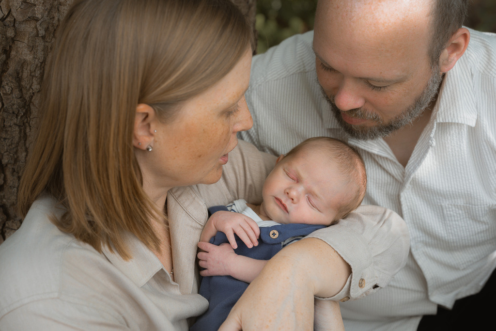 ZD260823170205 | Fotoshop von zweidimensional Fotografie. Ihr Fotograf im Aargau. Abzüge von Ihrem Fotobox Event bestellen.Abzüge von Ihrem Hochzeit bestellen.Abzüge von Ihrem Schulfotograf bestellen.