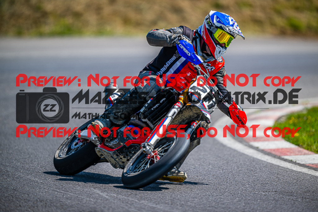 MaZZes_FotoMatrix_230527_7885 | SENIOR