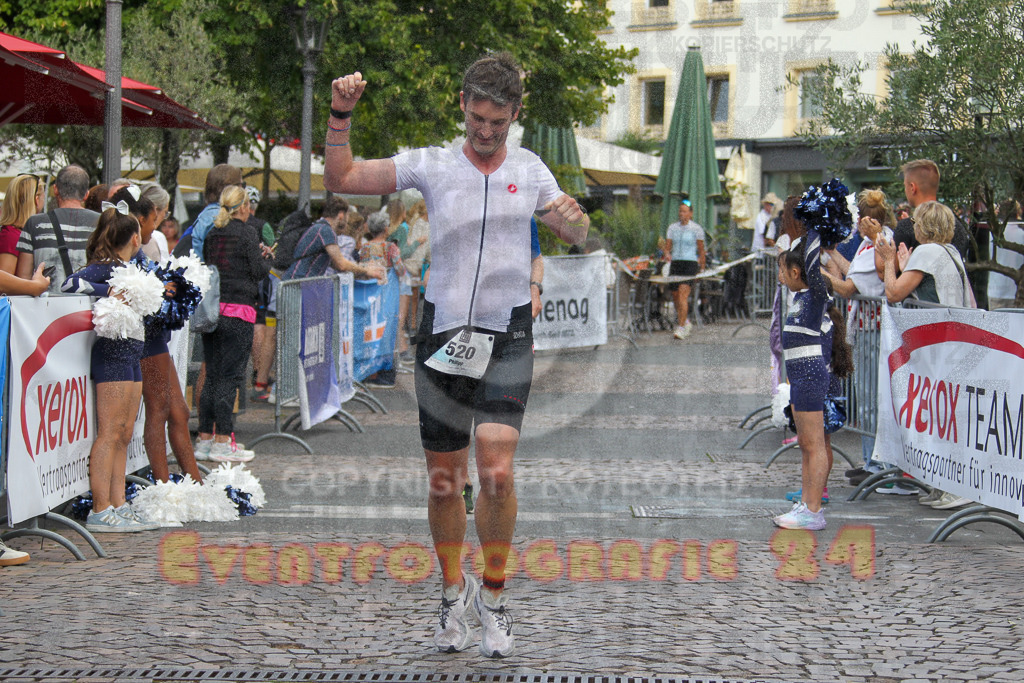 250824_1354_EV4_0884 | Sportfotografie im Rhein-Sieg Kreis, Köln, Bonn, NRW, Rheinland Pfalz, Hessen, etc. Unser Tätigkeitsfeld umfasst den Laufsport vom Volkslauf über den Marathon, Duathlon, Triathon bis zum Ultralauf wie Kölnpfad Ultra oder Schindertrail.