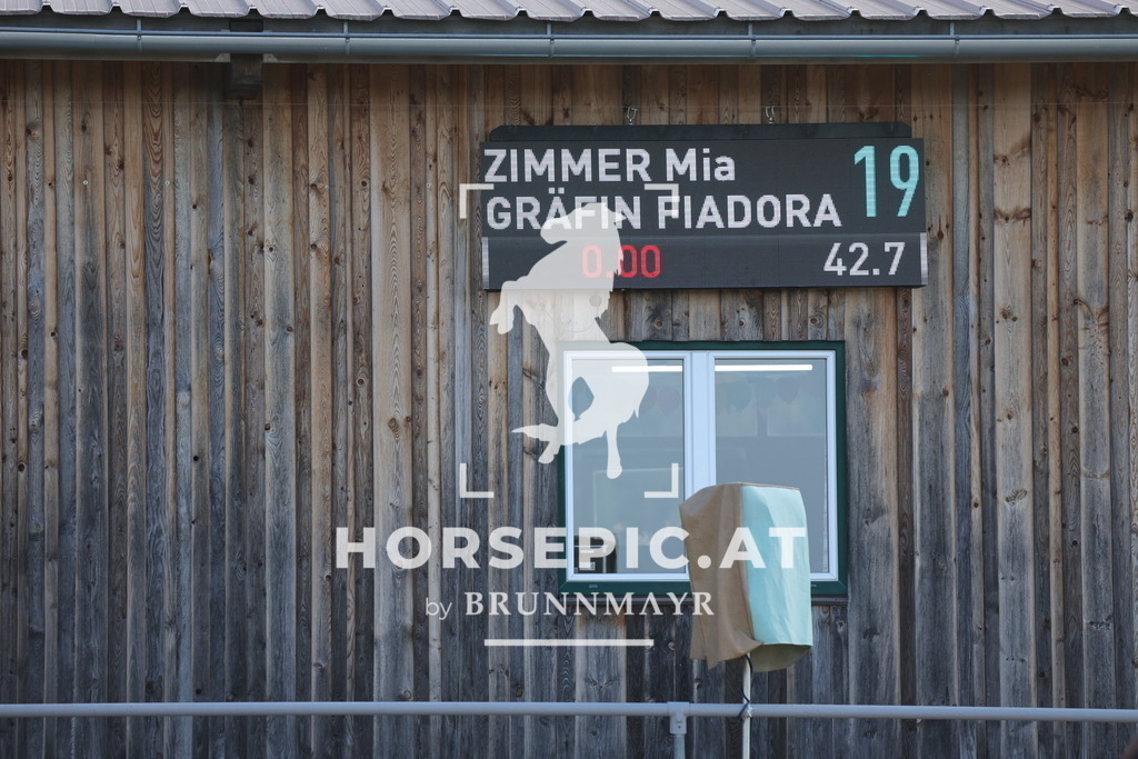 0P6A9094 | Willkommen bei Brunnmayr - Design & Fotografie – Ihrem Spezialisten für Reitturniere und Pferdeveranstaltungen in Oberösterreich, Salzburg und Bayern! Seit über 17 Jahren sind wir leidenschaftlich dabei.