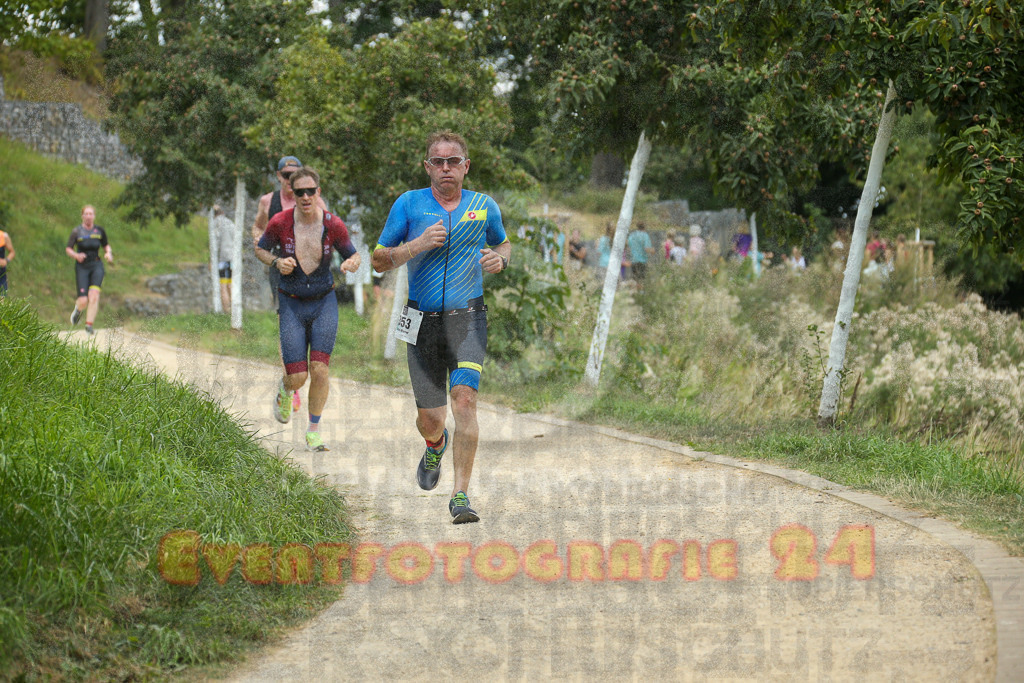 250824_1344_EX1_3477 | Sportfotografie im Rhein-Sieg Kreis, Köln, Bonn, NRW, Rheinland Pfalz, Hessen, etc. Unser Tätigkeitsfeld umfasst den Laufsport vom Volkslauf über den Marathon, Duathlon, Triathon bis zum Ultralauf wie Kölnpfad Ultra oder Schindertrail.