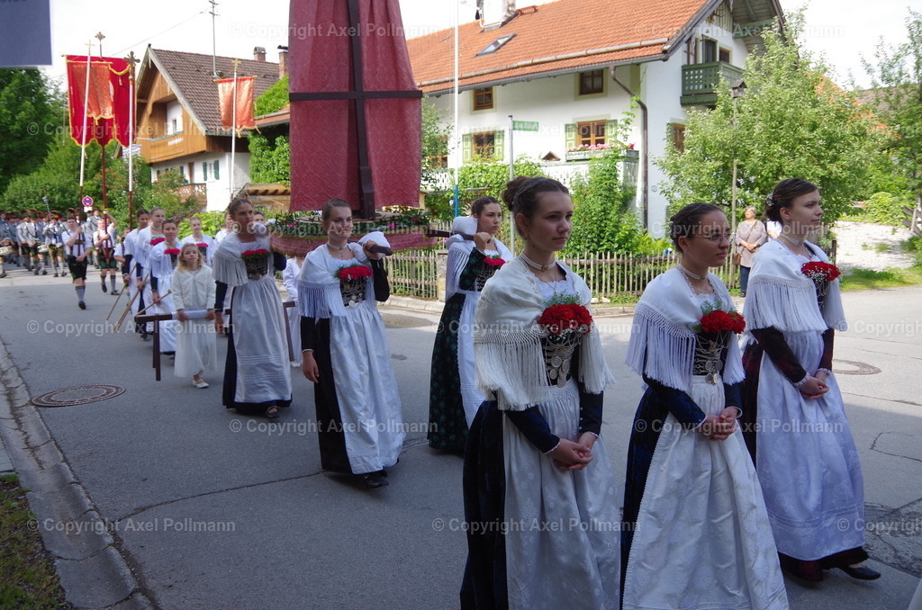 IMGP6226 | fotografiert von Axel PollmannLeonhardi Wallfahrt Benediktbeuern und Murnau, Fronleichnam, Fasching, Landschaft im Loisachtal und Benediktbeuern  - Realisiert mit Pictrs.com
