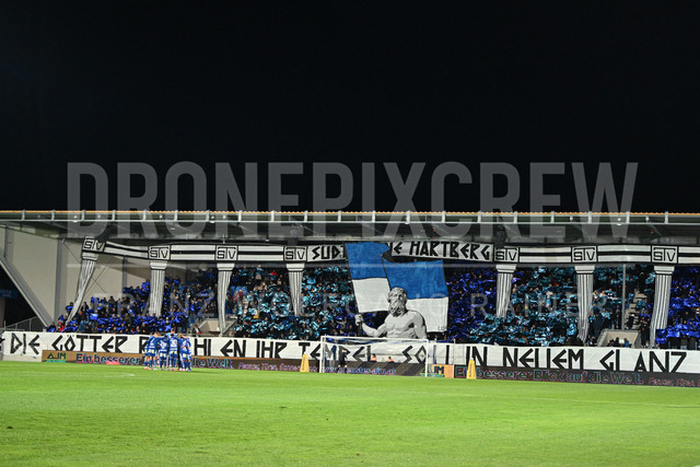 TSV Egger Glas Hartberg vs SV Oberbank Ried – Austrian Bundesliga Match | The image shows fans of Hartberg with choreography, at the Bundesliga match TSV Hartberg vs SV Ried at Profertil Arena Hartberg. 22.11.2025