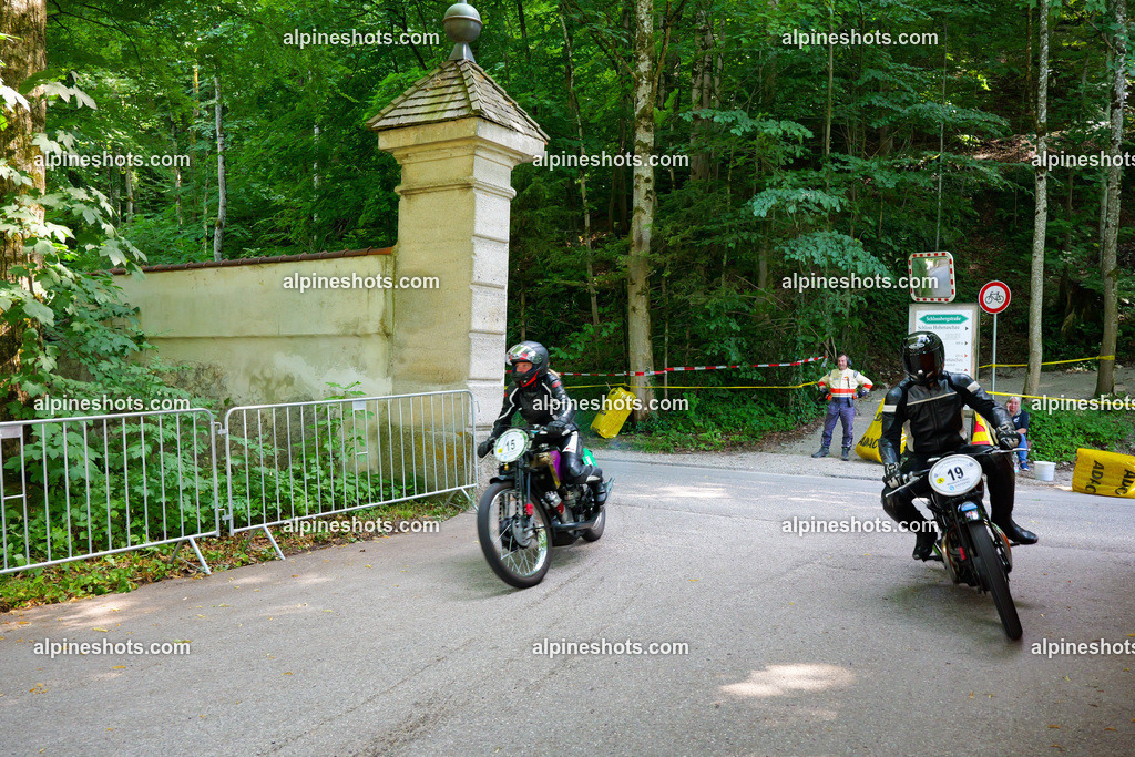 P1014903 | Erleben Sie atemberaubende, hochqualitative Fotos Ihrer Fahrt entlang der malerischen Alpenstraßen. Besuchen Sie alpineshots.com, um professionelle Aufnahmen Ihrer unvergesslichen Reise zu finden und zu kaufen - Realisiert mit Pictrs.com