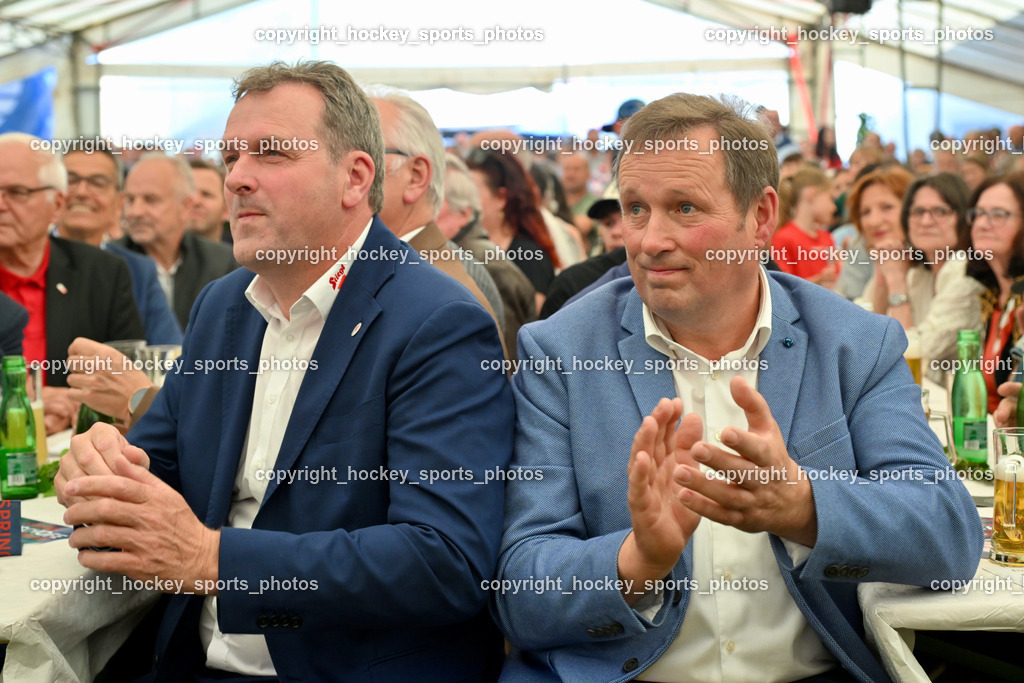 Empfang Daniel Tschofenig | Bürgermeister Hohenthurn Michael Schnabl, Kärntner Ski Präsident Dieter Mörtl, Empfang Daniel Tschofenig, Empfang Daniel Tschofenig am 10.05.2025 in Hohenthurn (Mehrzweckhaus Hohenthuurn), Austria, (Photo by Bernd Stefan)