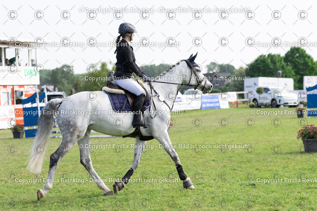 CL5A1171 | Emilia Reinking Fotografie - Realisiert mit Pictrs.com