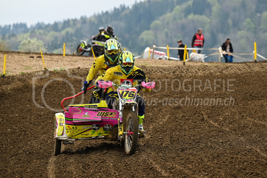 Motocross Schlatt bei Winterthur - 30. April 2023 | #176 Winkler Roland / Peter Daniel aus Feldkirch (AT) auf WSP Zabel 700 in der Kategorie Seitenwagen am Motocross Schlatt bei Winterthur, 30. April 2023. 
Instagram: @mx_schlatt | @mc_wila | @sam_schweiz
Bild: Sportfotografie Markus Aeschimann | www.markus-aeschimann.ch - Realisiert mit Pictrs.com