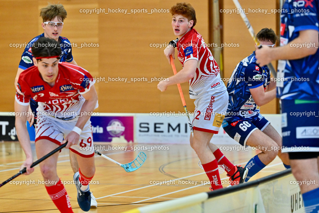 VSV Unihockey vs. KAC Floorball | #69 Nikita Münch KAC Floorball, #66 Jakob Rainer VSV Unihockey, #32 Tim Deisinger KAC Floorball, VSV Unihockey vs. KAC Floorball, VSV Unihockey vs. KAC Floorball am 12.04.2025 in Villach (Ballspielhalle St. Martin), Austria, (Photo by Bernd Stefan)