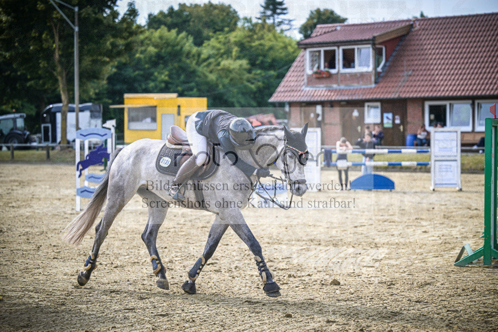 DOS_3406 | Entdecke hochwertige Reitturnierfotos von Foto Oger. Professionell, emotional und authentisch – jetzt Lieblingsmomente im Shop bestellen.Deutschlandweite Turnierfotografie. - Realisiert mit Pictrs.com