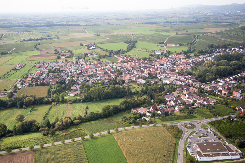 Luftbild: Ortsansicht im Ortsteil Appenhofen in Billigheim-Ingenheim im Bundesland Rheinland-Pfalz in Deutschland. Foto: IMG_072723.jpg vom 19.09.2014 durch Werner Riehm/FLY-FOTO.de