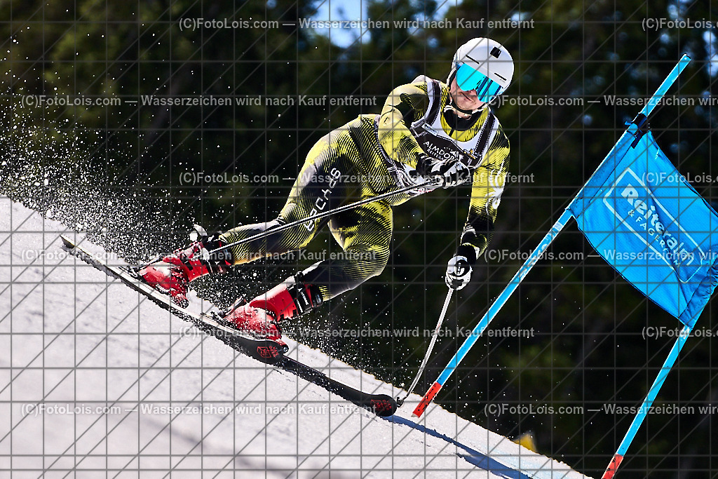 ALP1757_Reiteralm_MASTERS-LM_RTL_Scheiner Manfred | (C)FotoLois.com, Alois Spandl. Steirische MASTERS-Landesmeisterschaften Ski alpin mit Wien und Salzburg, Reiteralm, Sa 13. April 2024.