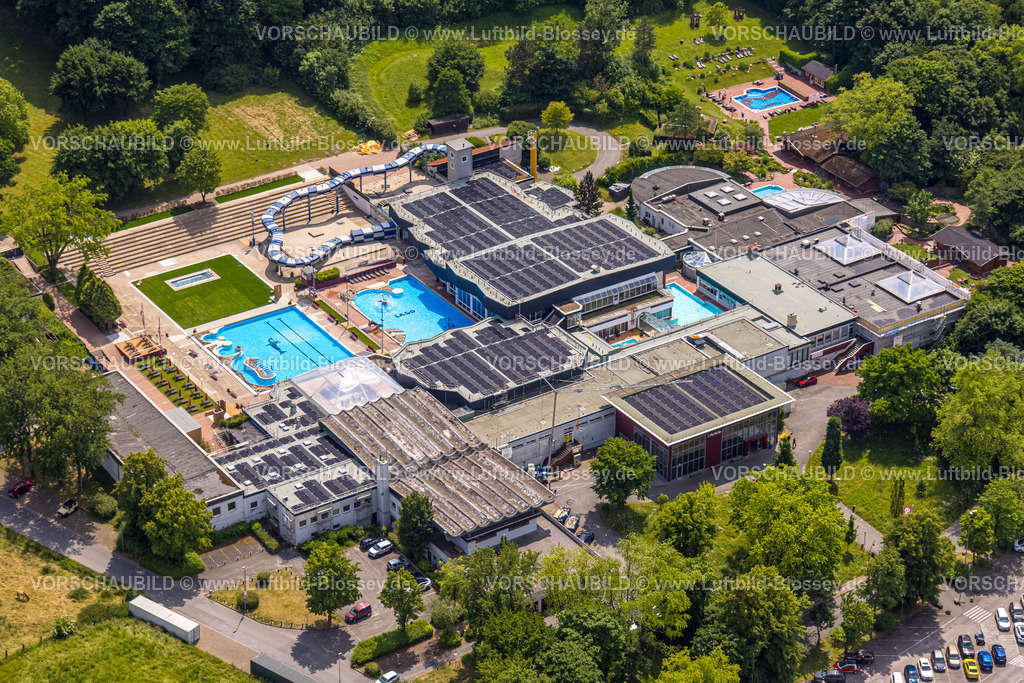 Herne250602083 | Luftbild, LAGO Die Therme, Schwimmbad und Wellness-Center mit Wasserrutsche, Dach mit Solarpaneelen, Börnig, Herne, Ruhrgebiet, Nordrhein-Westfalen, Deutschland