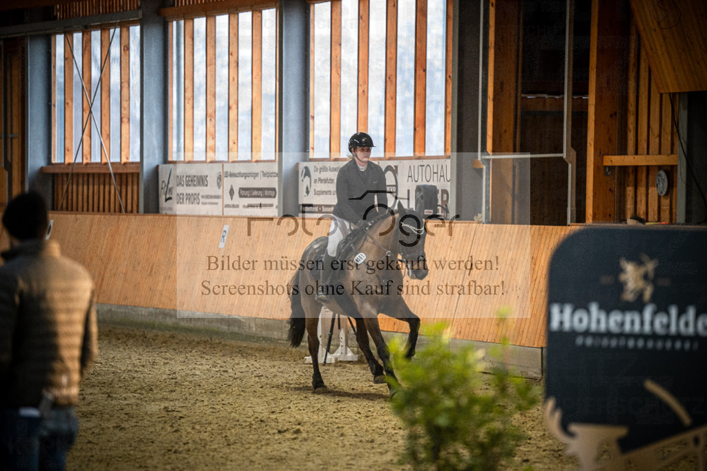 DOS_1192 | Entdecke hochwertige Reitturnierfotos von Foto Oger. Professionell, emotional und authentisch – jetzt Lieblingsmomente im Shop bestellen.Deutschlandweite Turnierfotografie. - Realisiert mit Pictrs.com