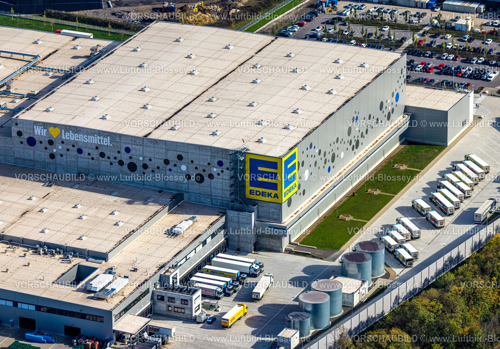 Oberhausen221003426-2 | Luftbild, EDEKA Zentrallager, LKWs, Schwarze Heide, Oberhausen, Ruhrgebiet, Nordrhein-Westfalen, Deutschland