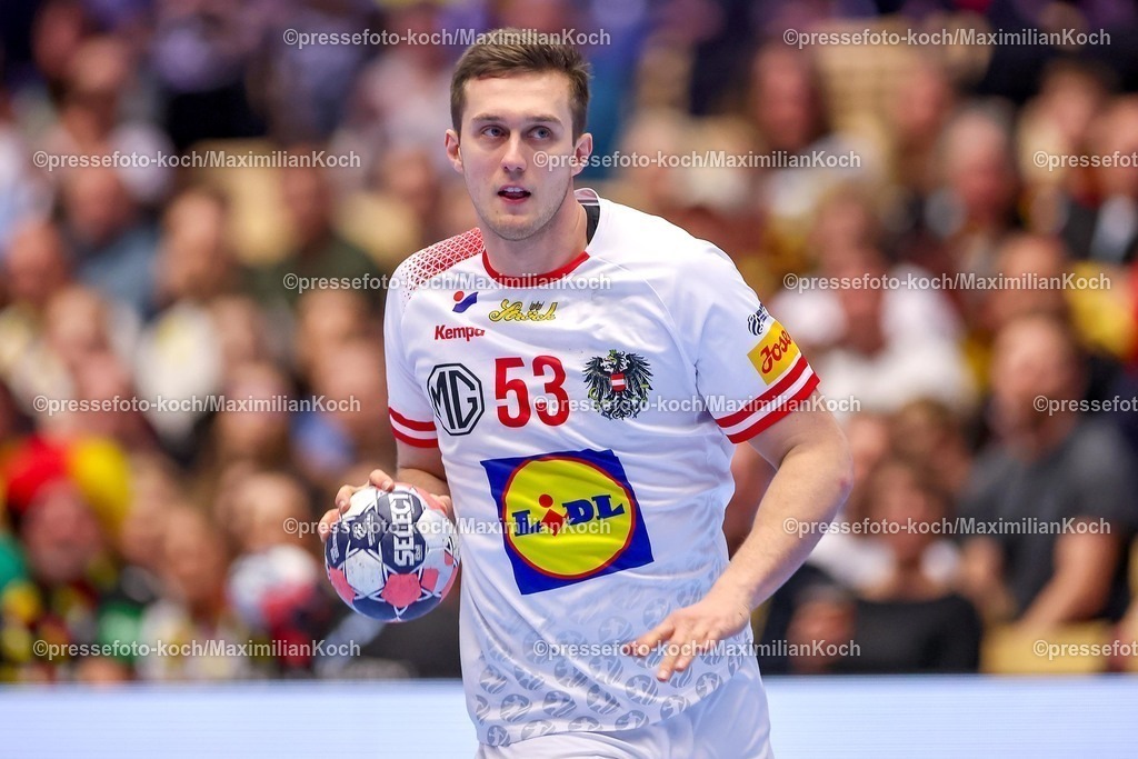 EHF17012601036 | 17.01.2026, Handball, Men's EHF EURO 2026, Österreich - Spanien, Jyske Bank Boxen in Herning, Dänemark, Preliminary Round:  Mykola Bilyk (Austria #53)