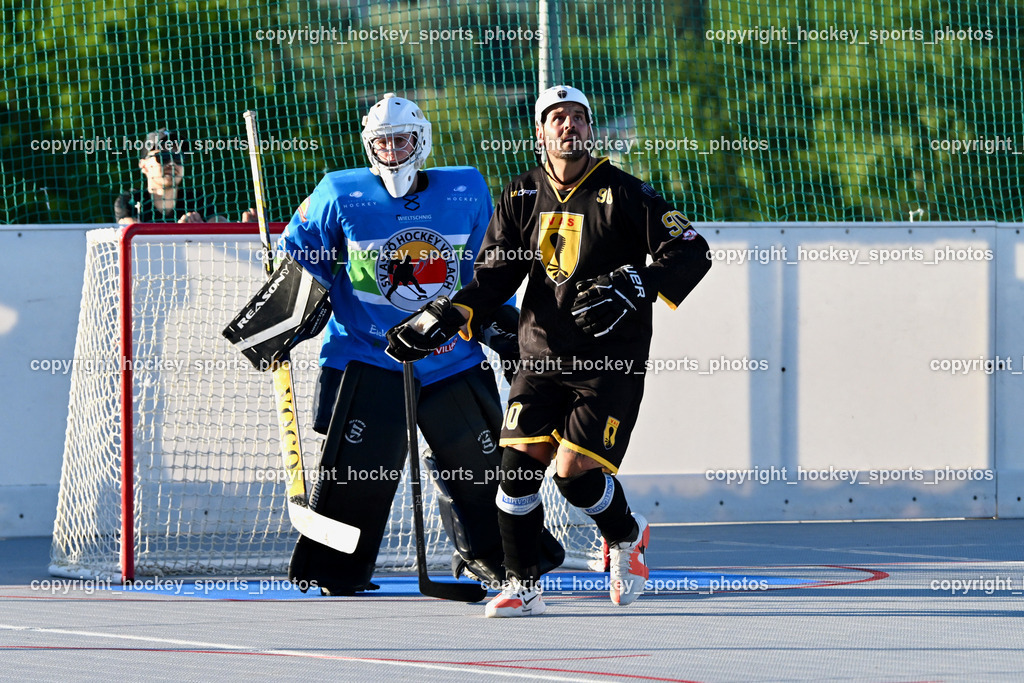 VAS Ballhockey Villach vs. ASKÖ Villach Ballhockey | #90 Edlinger Patrick VAS Ballhockey Villach, #35 Lepuschitz Leo SV ASKÖ Ballhockey, VAS Ballhockey Villach vs. ASKÖ Villach Ballhockey , VAS Ballhockey Villach vs. ASKÖ Villach Ballhockey  am 13.05.2026 in Villach (Alpen Arena ), Austria, (Photo by Bernd Stefan)