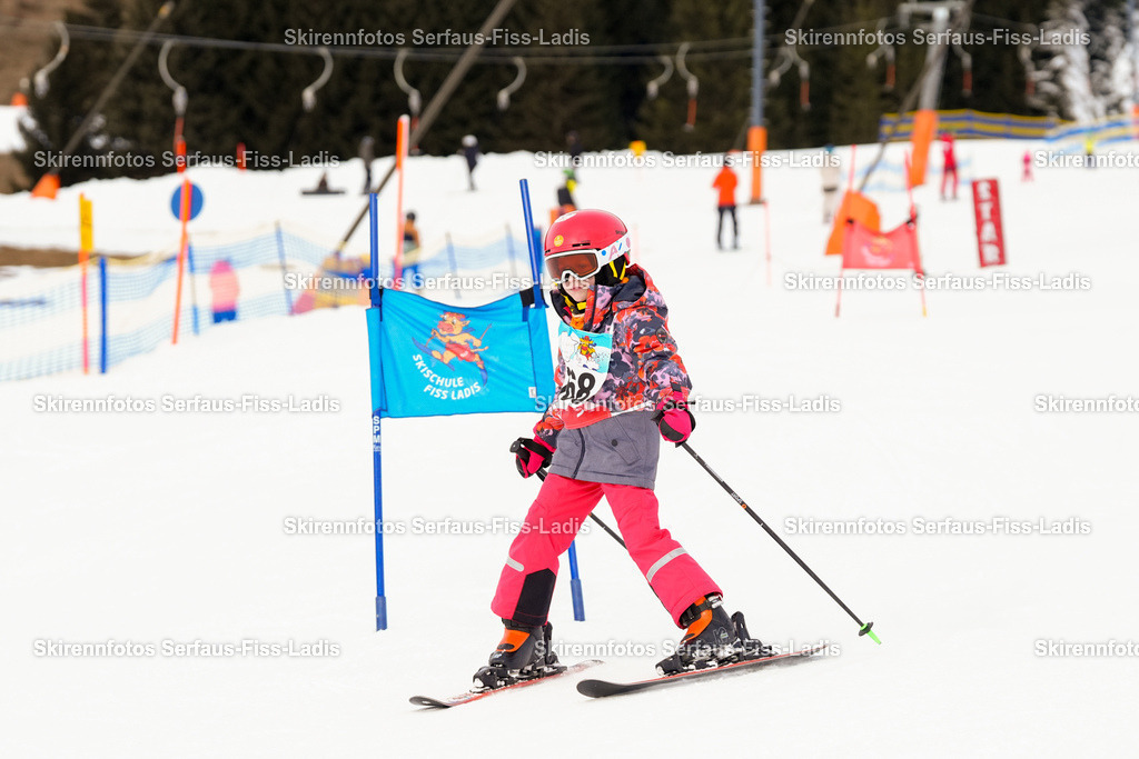 SRF_02.01.2026_0179 | Skirennfotos,Serfaus,Fiss,Ladis,Kinderskirennen,Winter,Tirol,Oberland,skirace,SFL,feelfree,weil wir's genießen,ski,Ski,skifahren,Sonnenplateau, - Realisiert mit Pictrs.com