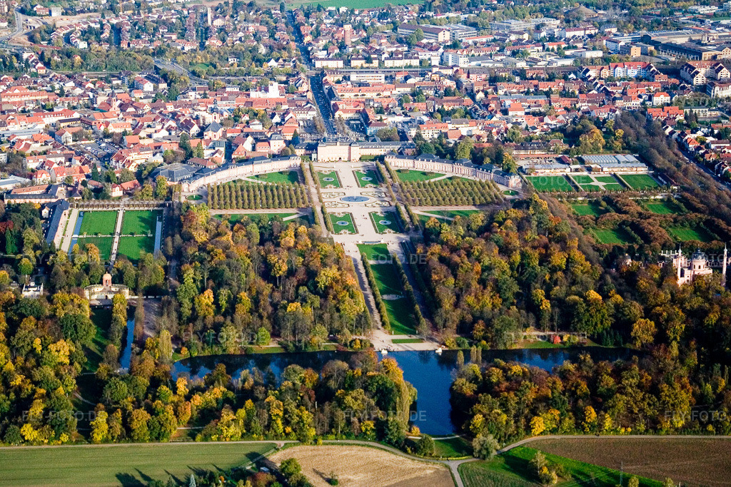 Luftbild: Schloßgarten Schwetzingen in Schwetzingen im Bundesland Baden-Württemberg in Deutschland. Foto: IMG_14288.jpg vom 19.10.2008 durch Werner Riehm/FLY-FOTO.de