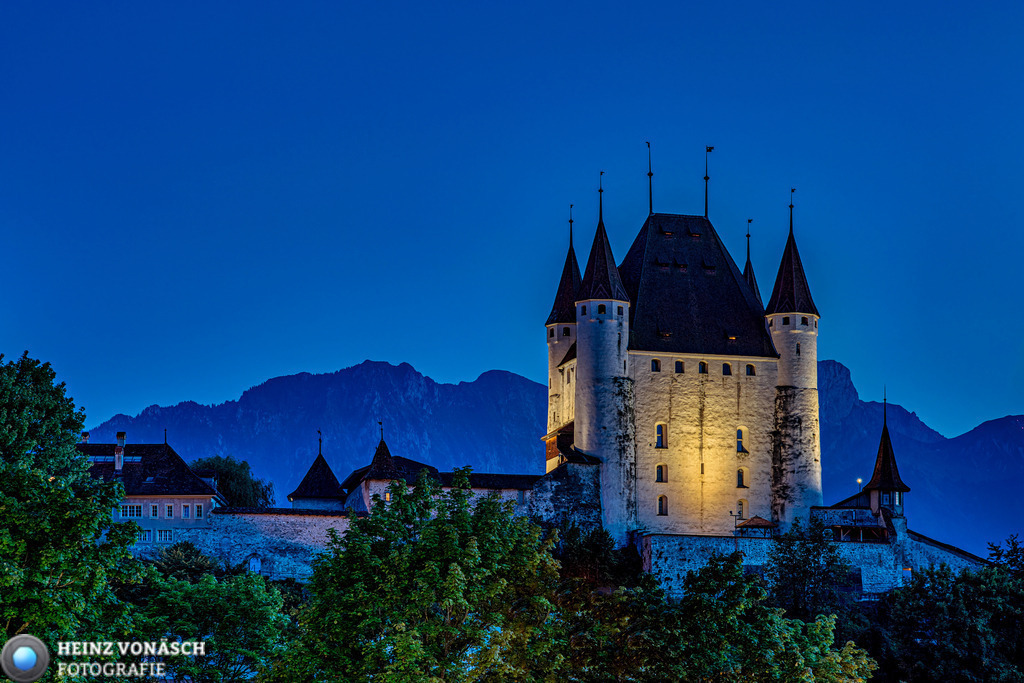 Alte_Architektur_0017 | Alle Bilder von Heinz Vonäsch Fotografie können alle zu günstigen Preisen gekauft werden! Download der Bilder, Ausdrucke, Postkarten, Tassen T-Shirts, Kalender, Alu- Dibond usw. - Realisiert mit Pictrs.com