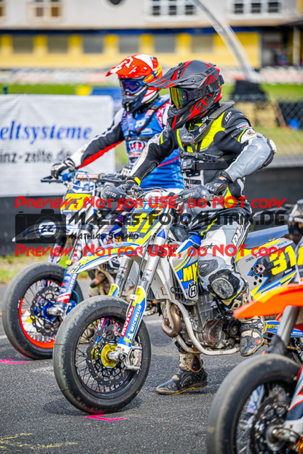 MaZZes_FotoMatrix_230813_6878 | S2