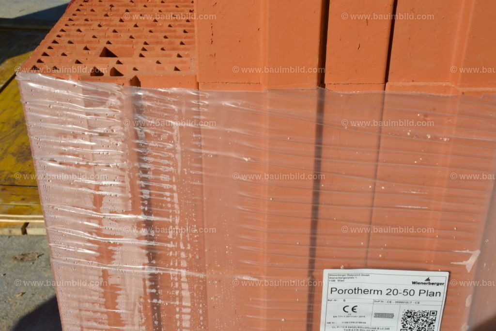 bib-lg07-mauerarbeiten-0062 | Nach LV-Leistungsgruppen sortierte Detailfotos über den Bau eines Hauses. Alle Hausbau-Bilder direkt vom Urheber und Autor der Website Haus-Selber-Bauen.com