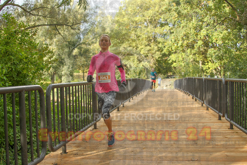 231015_1033_EV4_1567 | Sportfotografie im Rhein-Sieg Kreis, Köln, Bonn, NRW, Rheinland Pfalz, Hessen, etc. Unser Tätigkeitsfeld umfasst den Laufsport vom Volkslauf über den Marathon, Duathlon, Triathon bis zum Ultralauf wie Kölnpfad Ultra oder Schindertrail.