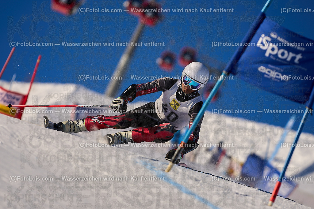 ALP2655_MASTERS-Cup_GS-B Herrn_Geiger Werner | (C)FotoLois.com, Alois Spandl. FIS Masters-Cup Wildschönau, Giant Slalom auf der Piste Schatzberg GS, Siegerehrung auf dem Dorfplatz Niederau, Sa 13. Januar 2024.
