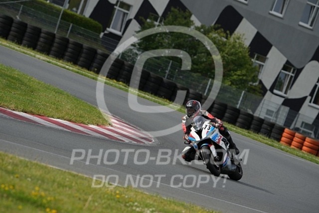 2024_07_06_PBK_31768 | Sportfotografie; SlowMotion; Video; Rennstrecke; Hafeneger; Speer; Racing; RSE; BMW; CBO; Trackday; Motorsportarena; Hockenheimring; Brno; Most; Barcelona; Valencia