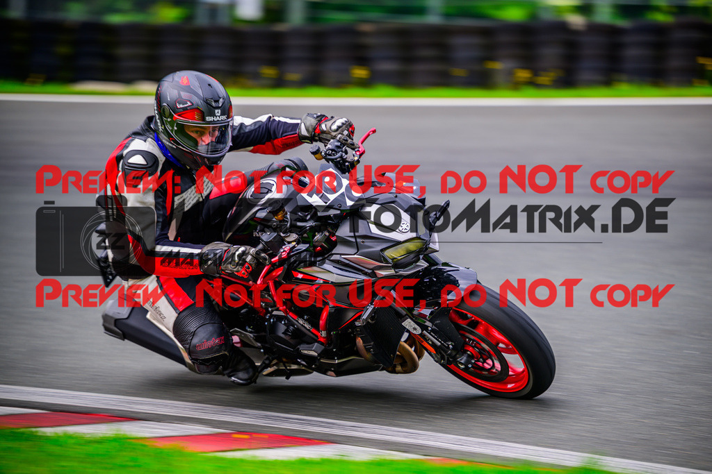 MaZZes_Fotomatrix_20250802_6021986_5424 | GELB