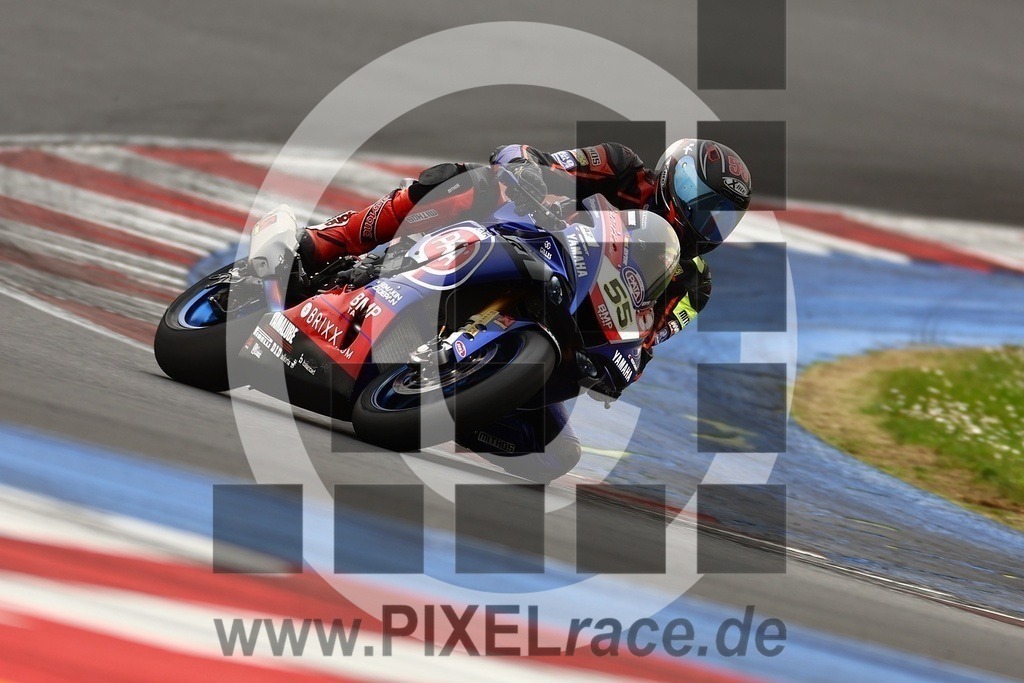 0055-20240329_02347 | Schöne Erinnerungen an spannende Momente - das festzuhalten ist unser Job. PIXELrace.de ist seit 2003 auf den Rennstrecken Europas unterwegs um die Action draußen beim Fahren und die wunderbare Stimmung imm Fahrerlager für euch einzufangen.