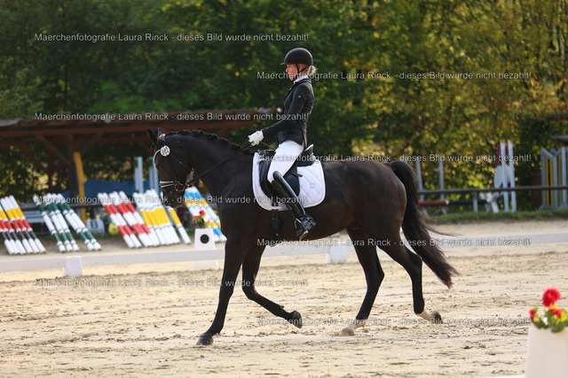 HG9A7421 | laurarinckfotografie - Realisiert mit Pictrs.com