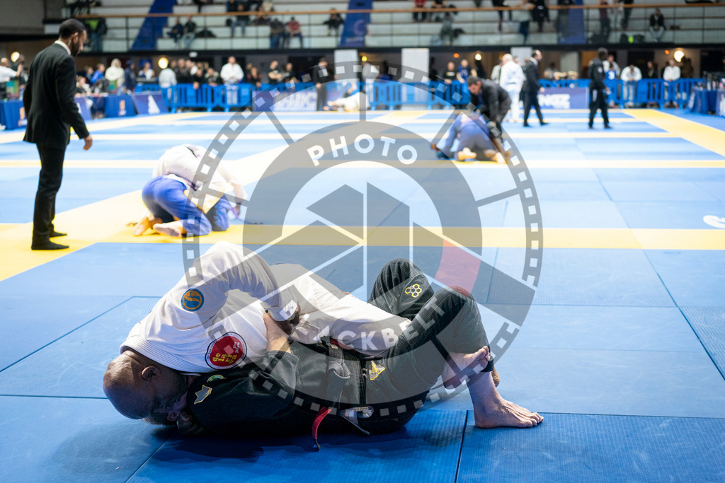 20240125PBB02830 | Fighters compete during the sixth day of the Brazilian Jiu-jitsu European Championship of the IBJJF in Paris, France, on January 25, 2024.