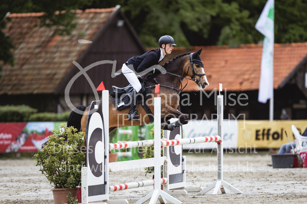 240504_PonyTrophy-239 | Deine schönsten Turniermomente als professionelle Fotos! Entdecke hochwertige Pferdesport-Fotografie im Online-Shop. Jetzt Fotos finden & bestellen!