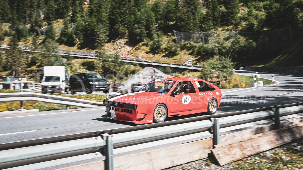 19. Arosa ClassicCar 2023 - 2. September 2023 | 19. Arosa ClassicCar 2023
Arosa, Schweiz
Bardill Hansjürg aus Klosters mit der Startnummer 101 in einem VW Volkswagen Scirocco 16V, Jahrgang 1984, in der Klasse Alpine Performance.
@arosaclassiccar, @arosa.official, #arosaclassiccar, #arosa, #76curves, #classiccar
Bild: Sportfotografie Markus Aeschimann | www.markus-aeschimann.ch - Realisiert mit Pictrs.com